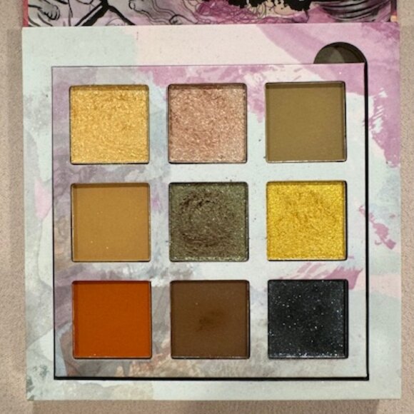 Pley Beauty - Cobra Kai - Eyeshadow Palette - Picture 3 of 3